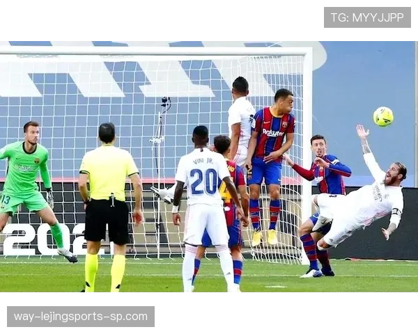 巴萨进攻过度依赖边路，战术多样性不足对比赛进程形成制约