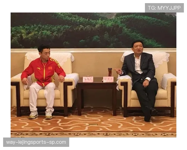 邹敬园家里竟然藏着这样的豪车，还有谁敢说篮球圈没明星范儿？